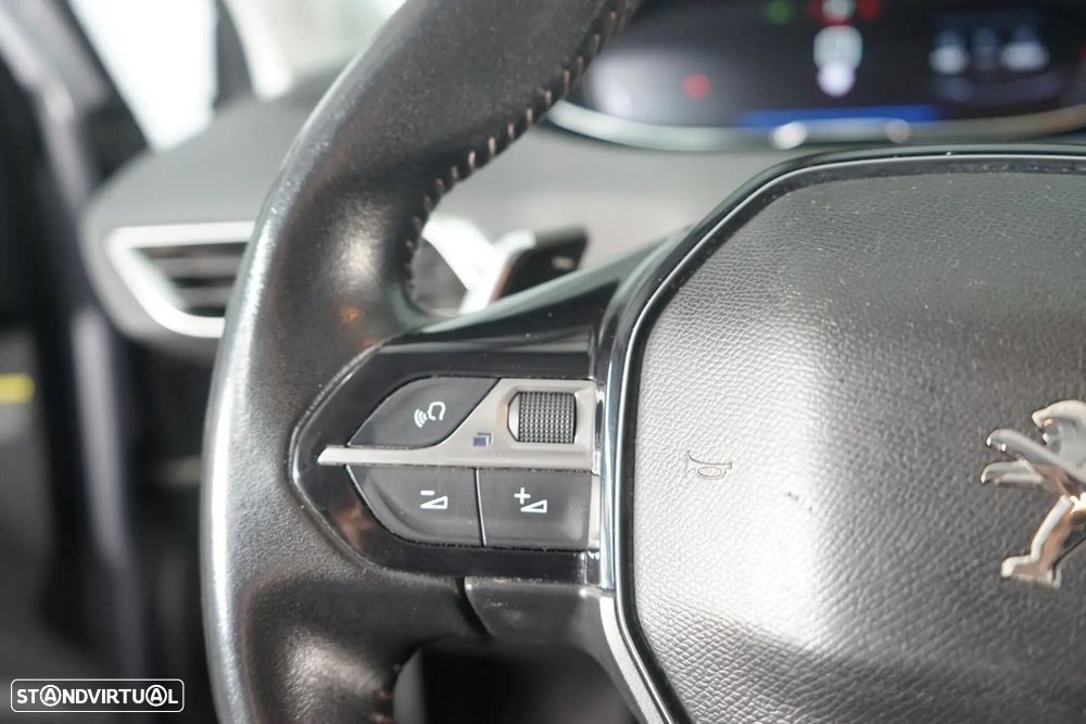Peugeot 5008 1.5 BlueHDi Allure EAT8 - 16