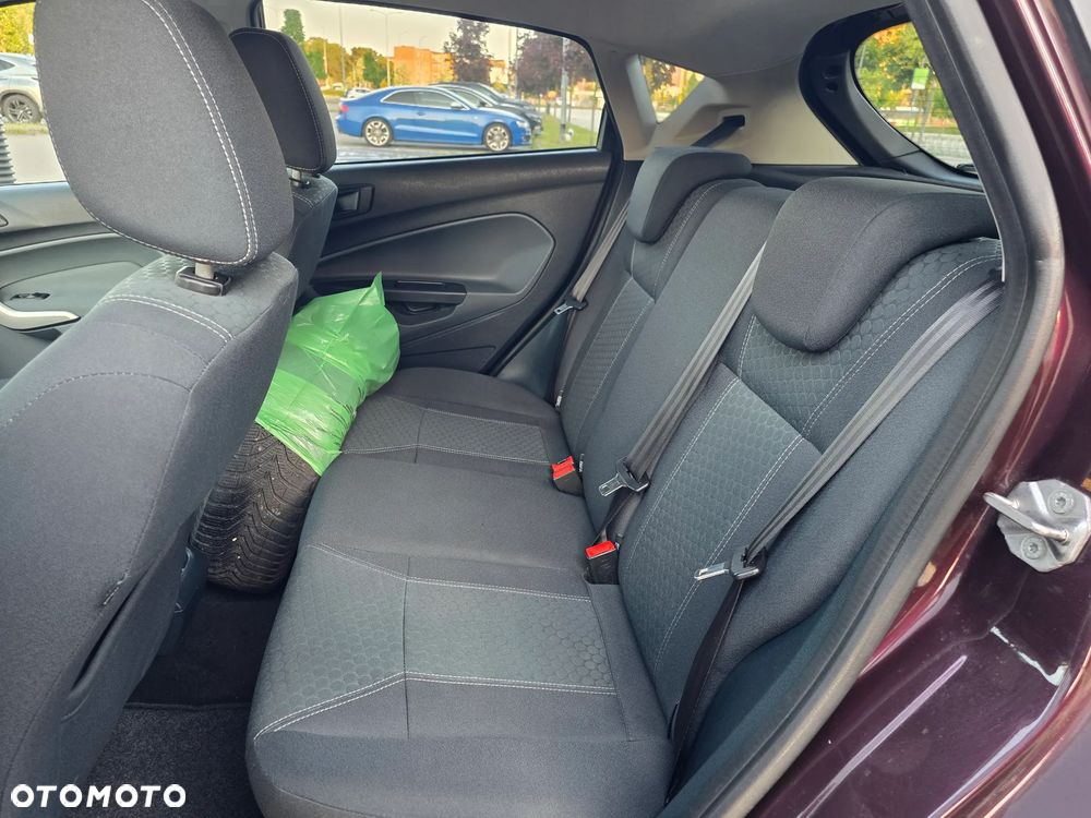 Ford Fiesta 1.4 Champions Edition - 11