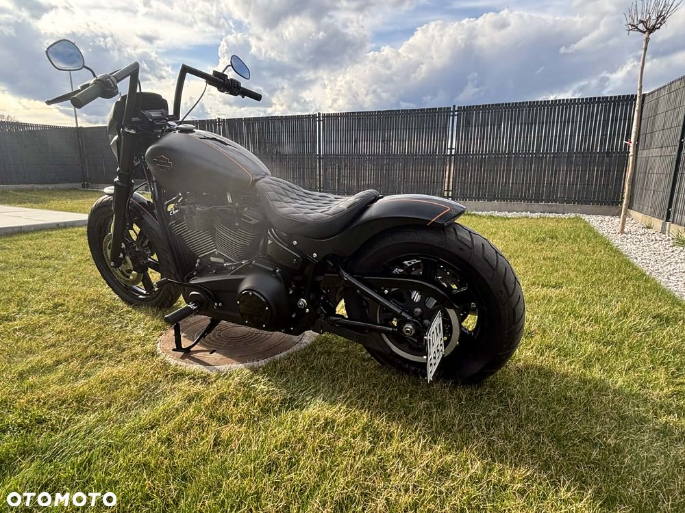 Harley-Davidson Softail Street Bob - 5