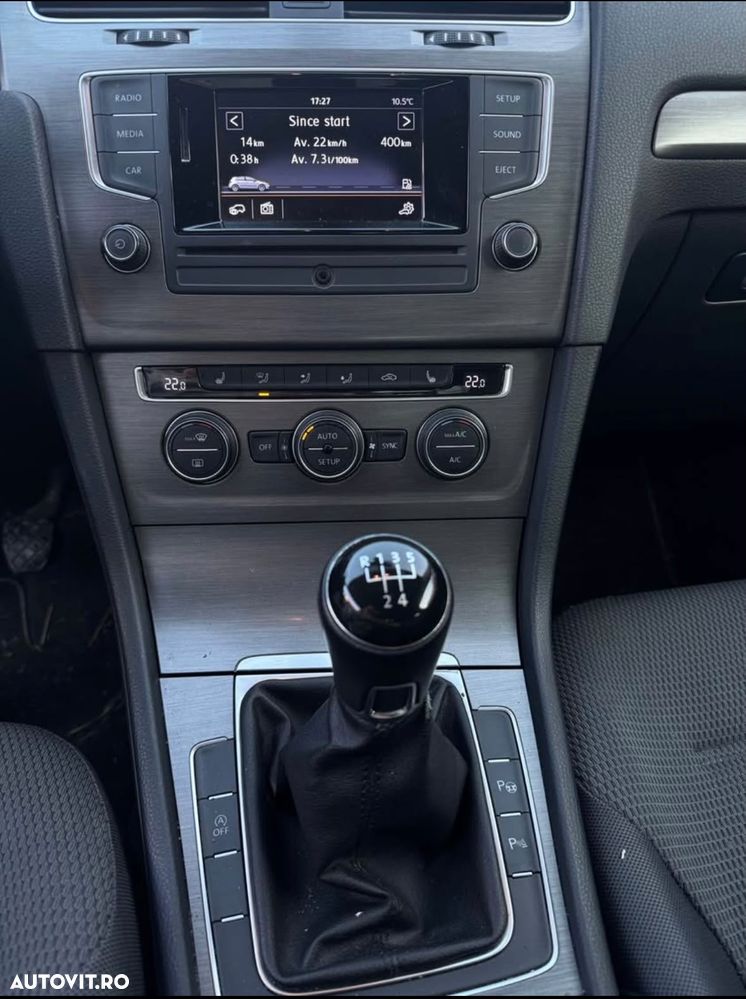 Volkswagen Golf - 9