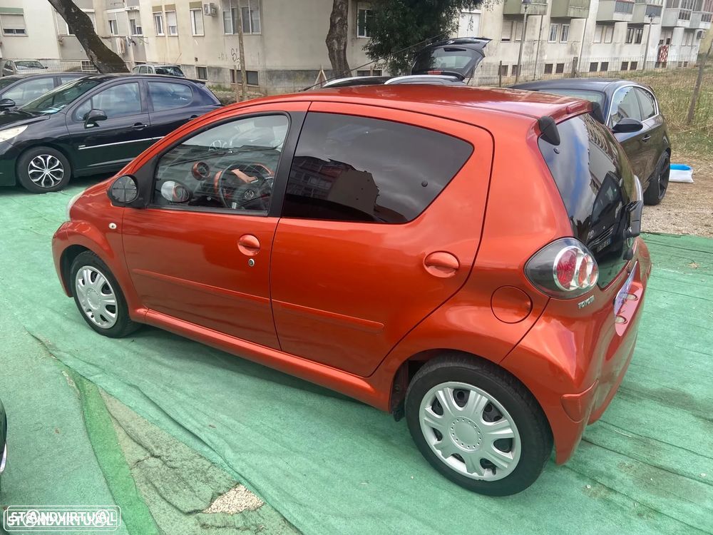 Toyota Aygo 1.0 Orange Edition+VSC - 4