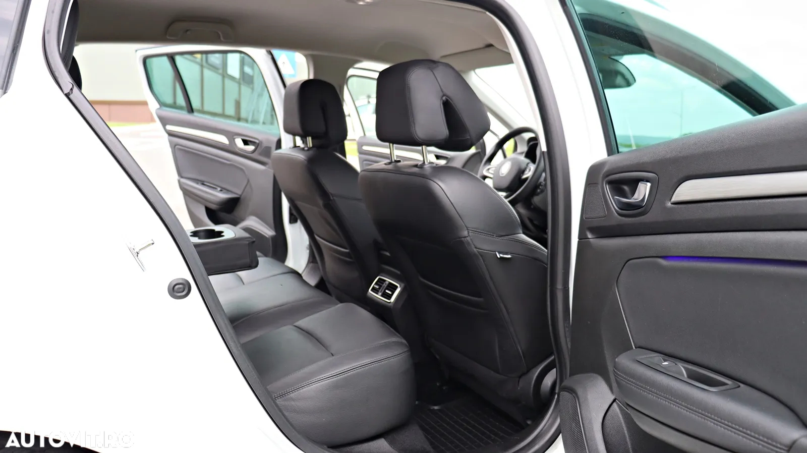 Renault Megane Grandtour BLUE dCi 115 EDC BOSE EDITION - 14
