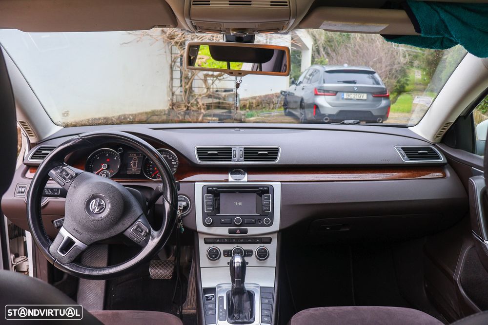 VW Passat Variant 2.0 Blue TDI DPF DSG Comfortline - 2