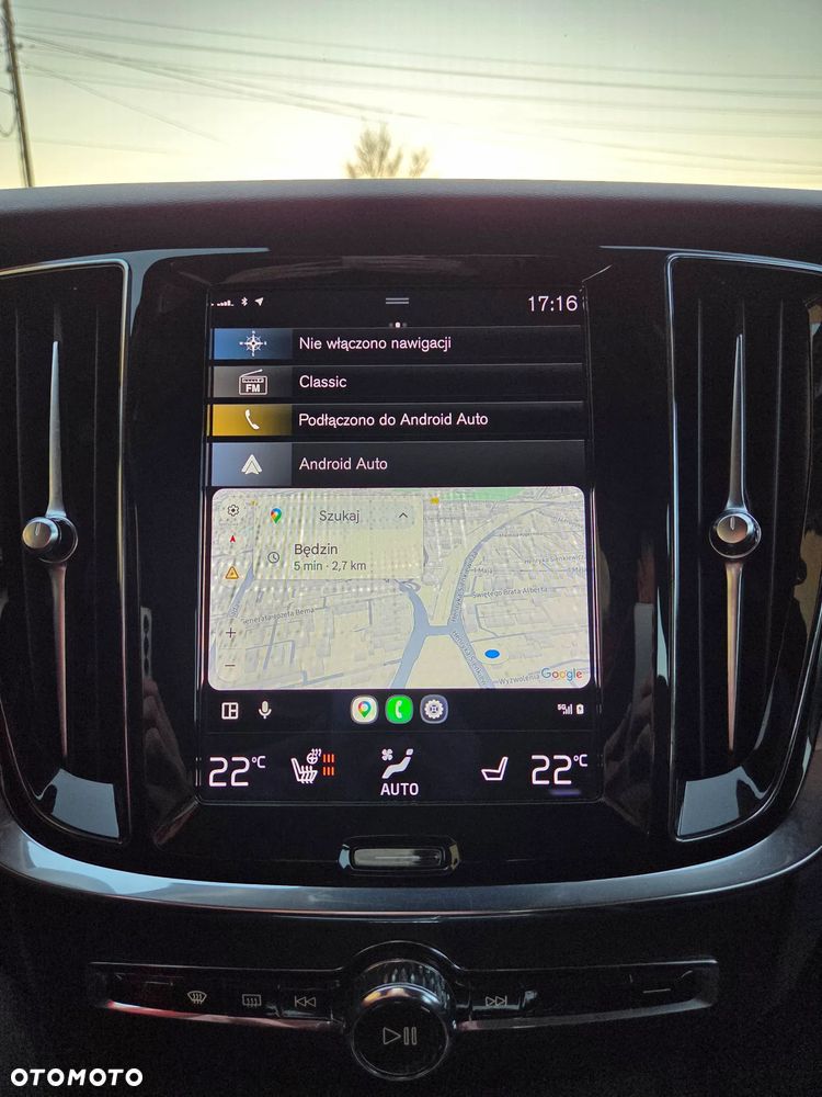 Volvo V60 D3 Momentum Pro - 23