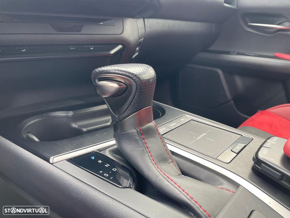 Lexus UX 250h F Sport - 33