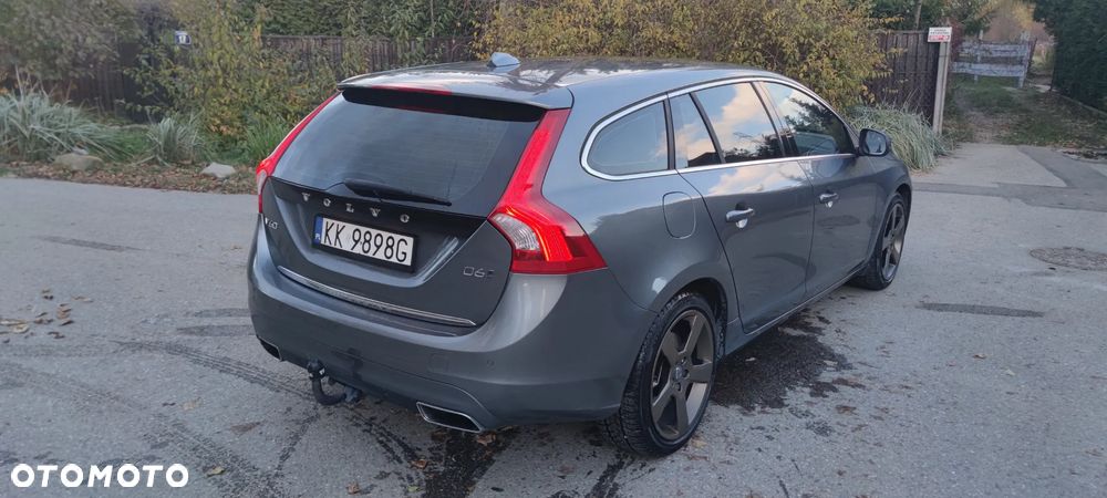 Volvo V60 D6 AWD Plug-in Hybrid Summum - 16