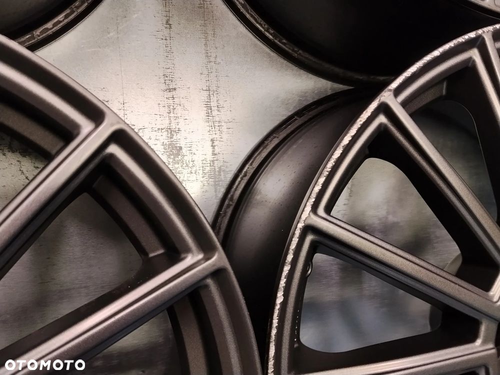 Felgi Suzuki Grand Vitara Toyota Rav4 8,5Jx19 et40 5x114,3 - 12