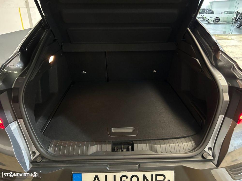 Renault Arkana 1.6 E-Tech R.S.Line - 16
