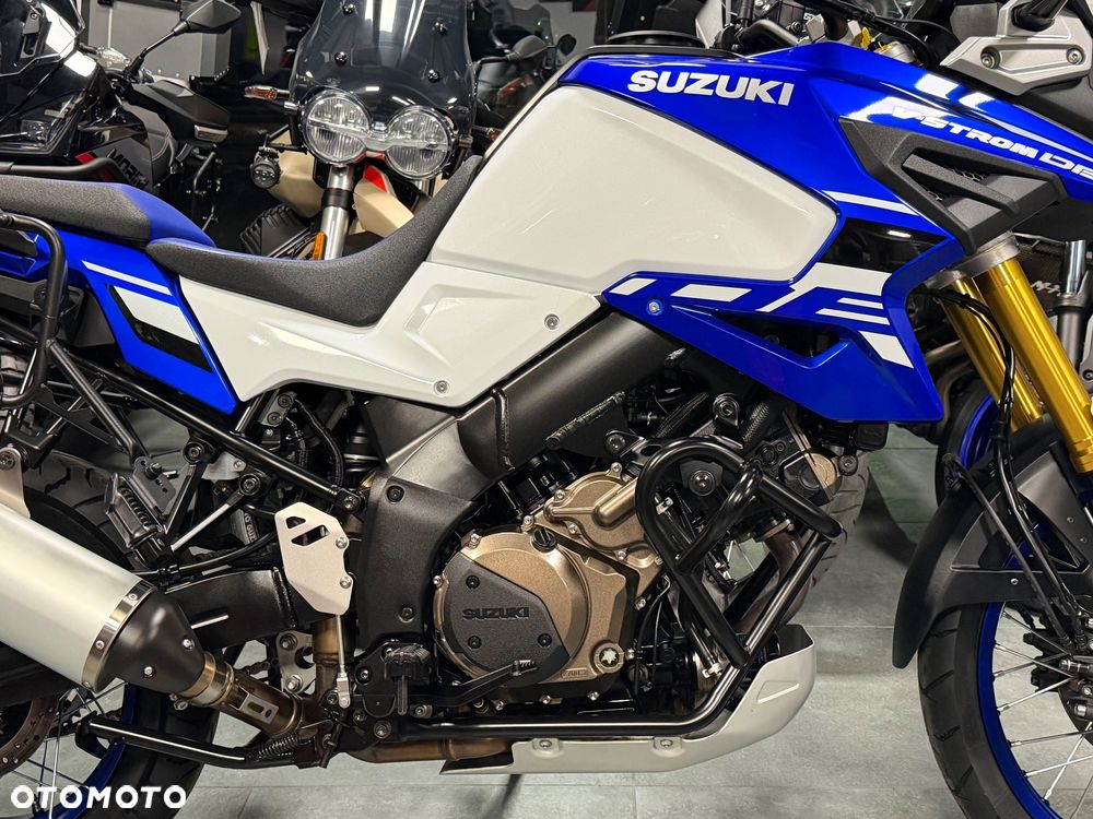 Suzuki V-STROM - 7