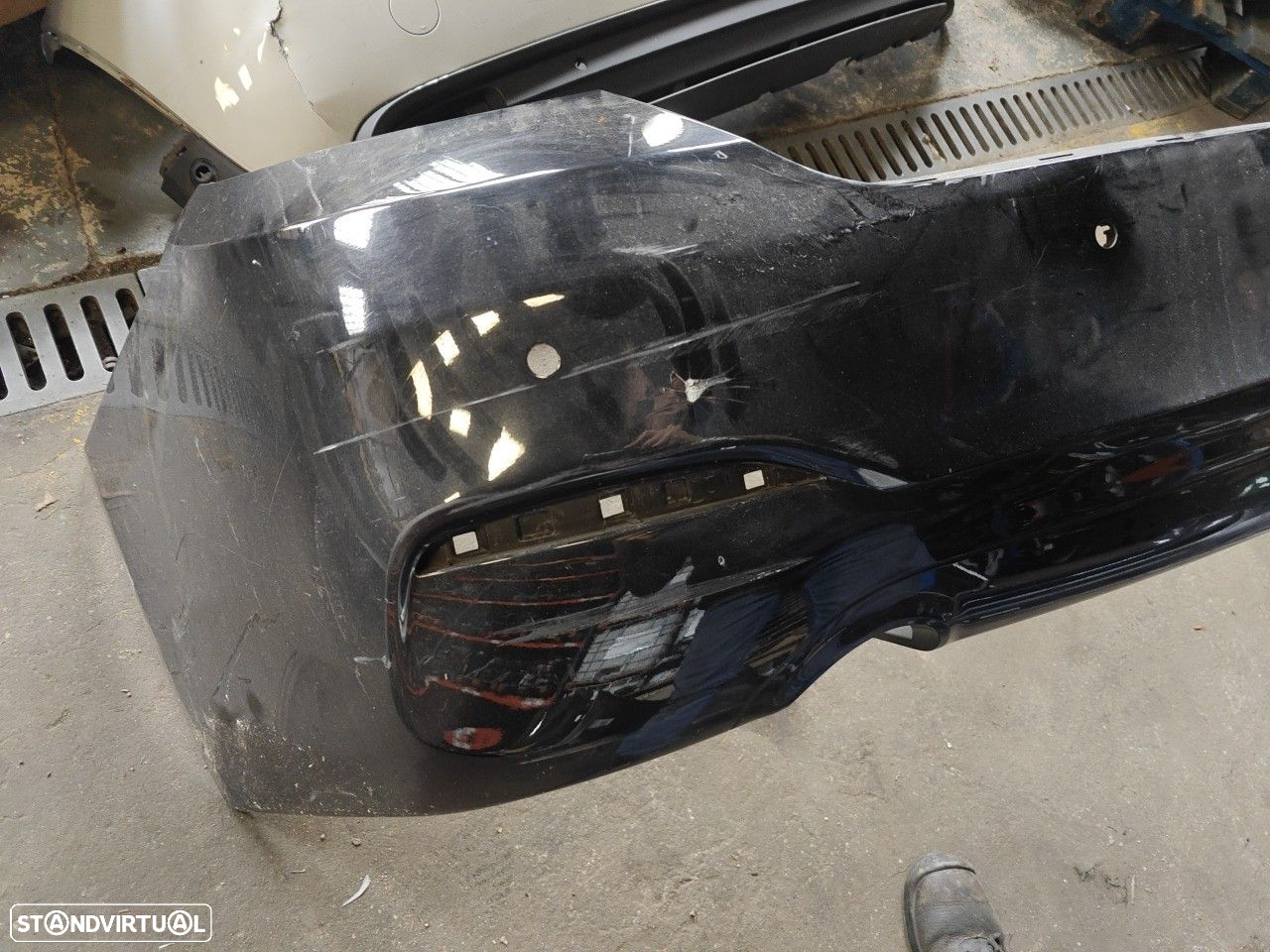 Parachoques Trás / Para Choques Traseiro Nu Bmw 4 Gran Coupe (F36)  74 - 2