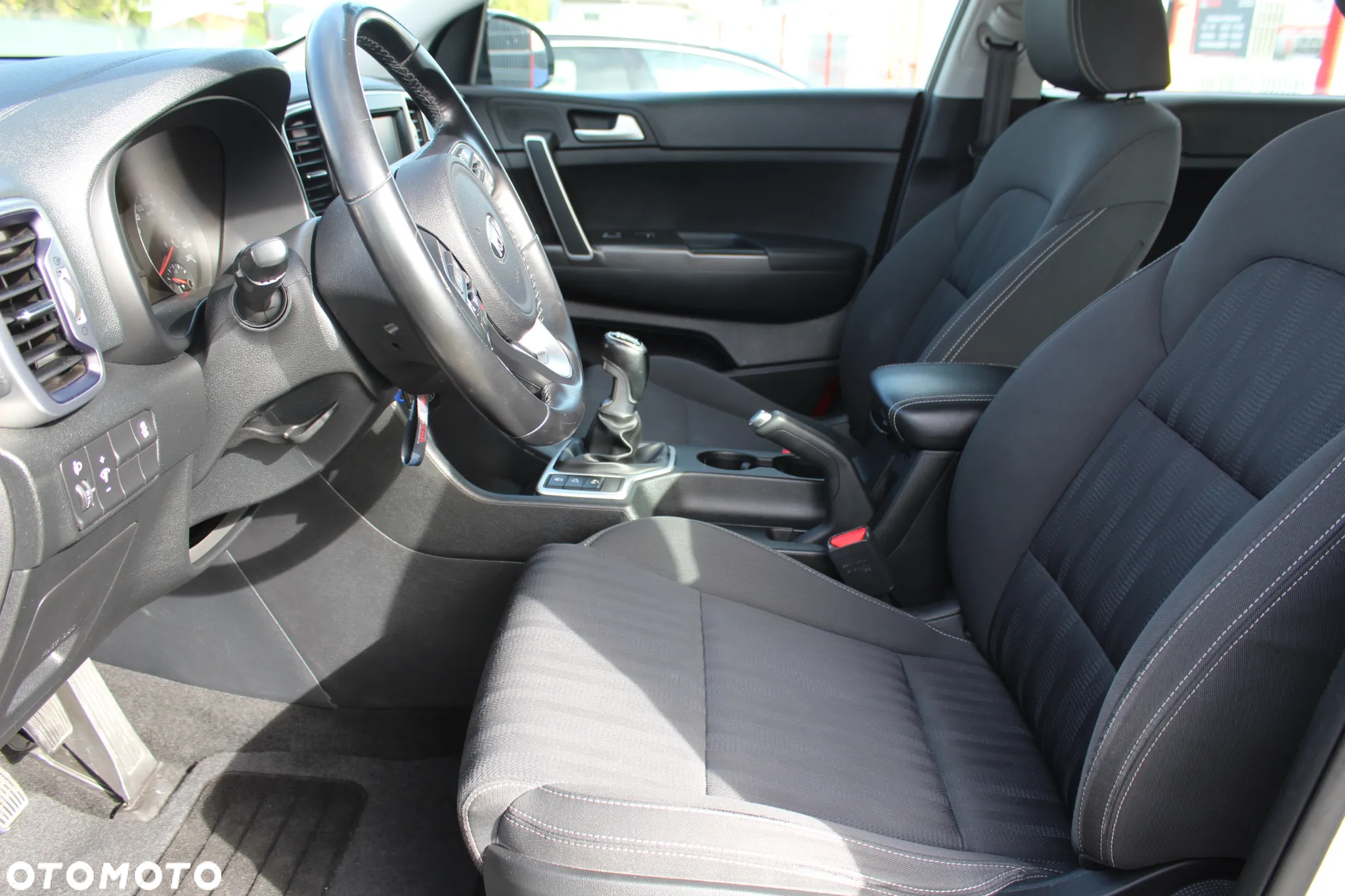 Kia Sportage 1.6 GDI L 2WD - 10