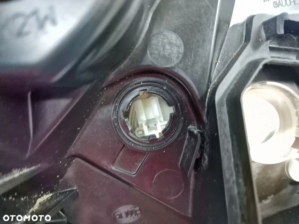 RENAULT TWINGO 2 II 07-12 LEWA / PRAWA LAMPA PRZEDNIA PRZÓD JASNA , NR AUKCJI LA401 - 20