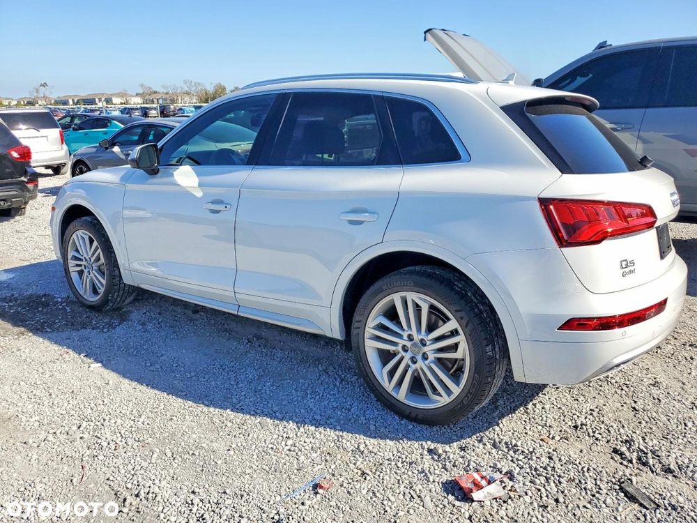 Audi Q5 2.0 TFSI Quattro S tronic design - 3