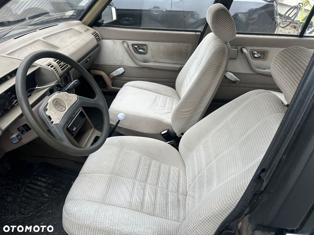 Peugeot 305 1.5 GR - 8