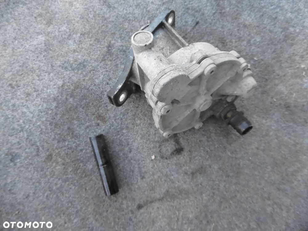 VACUM POMPA VW T4 2.4D