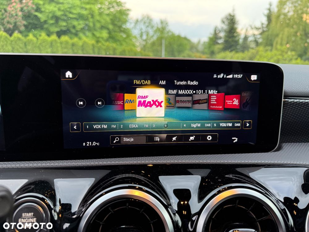 Mercedes-Benz Klasa A 250 4-Matic Progressive 7G-DCT - 33