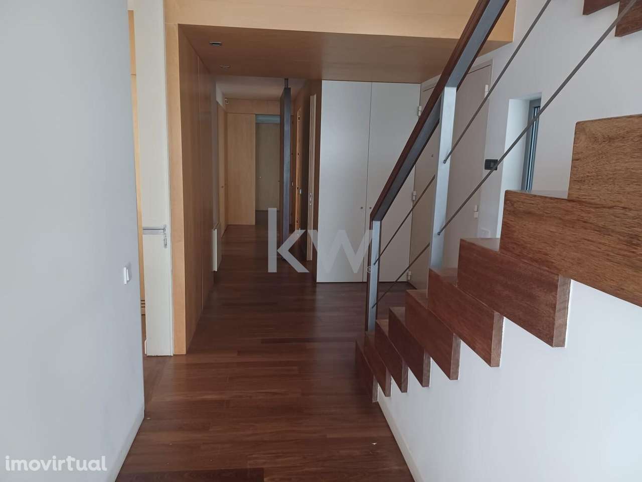 Luxuoso T4 Duplex em condomínio fechado - Estoril (Casino) - Grande imagem: 4/32