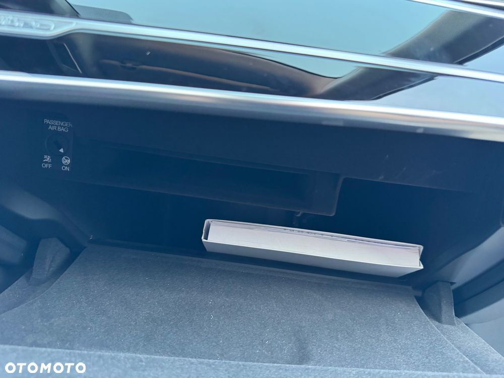 Audi A8 50 TDI quattro tiptronic - 29