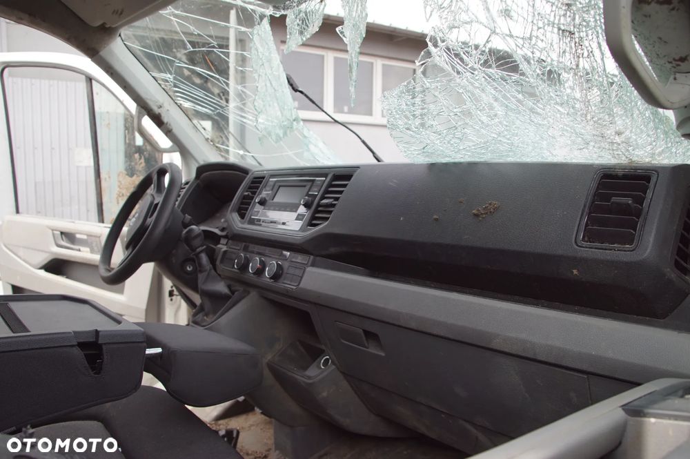 Auto na części  Volkswagen Crafter 2 II 2.0 TDI 140 KM DNA SKRZYNIA 6 VLE MANUALNA KOLOR LB9A 2024R Silnik 44 TYŚKM Skrzynia Drzwi Lusterko Szyba Sterownik Deska Kokpit Licznik doka fotel drzwi paka skrzynka felga skrzynia silnik maglownica - 16