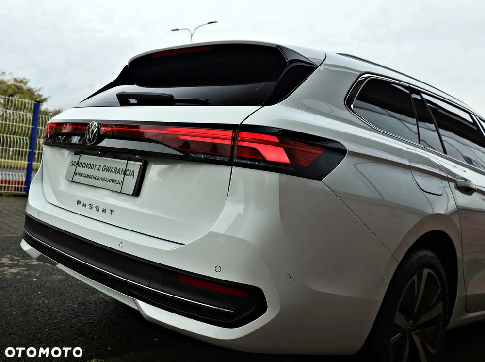 Volkswagen Passat Variant 2.0 TDI SCR Business Plus DSG - 14