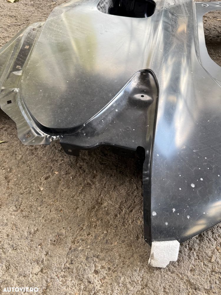 Aripă stângă spate Mitsubishi Outlander 3 GF/GG/ZJ/ZK/ZL; după  2012 pana in 2021 - 2