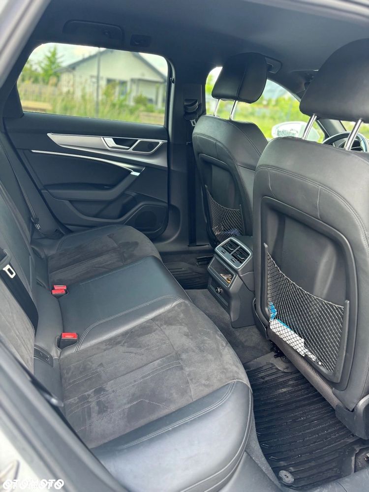 Audi A6 Avant - 16