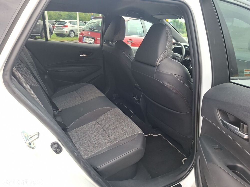 Toyota Corolla 1.8 Hybrid Style - 10