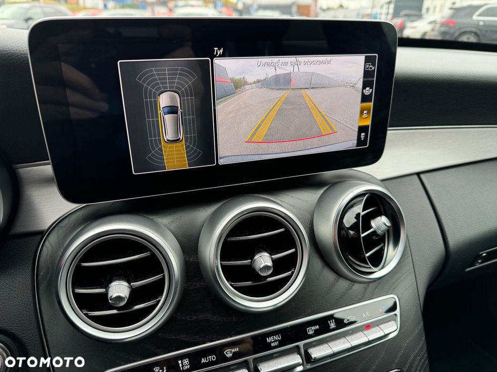 Mercedes-Benz Klasa C 300 de 9G-TRONIC - 13