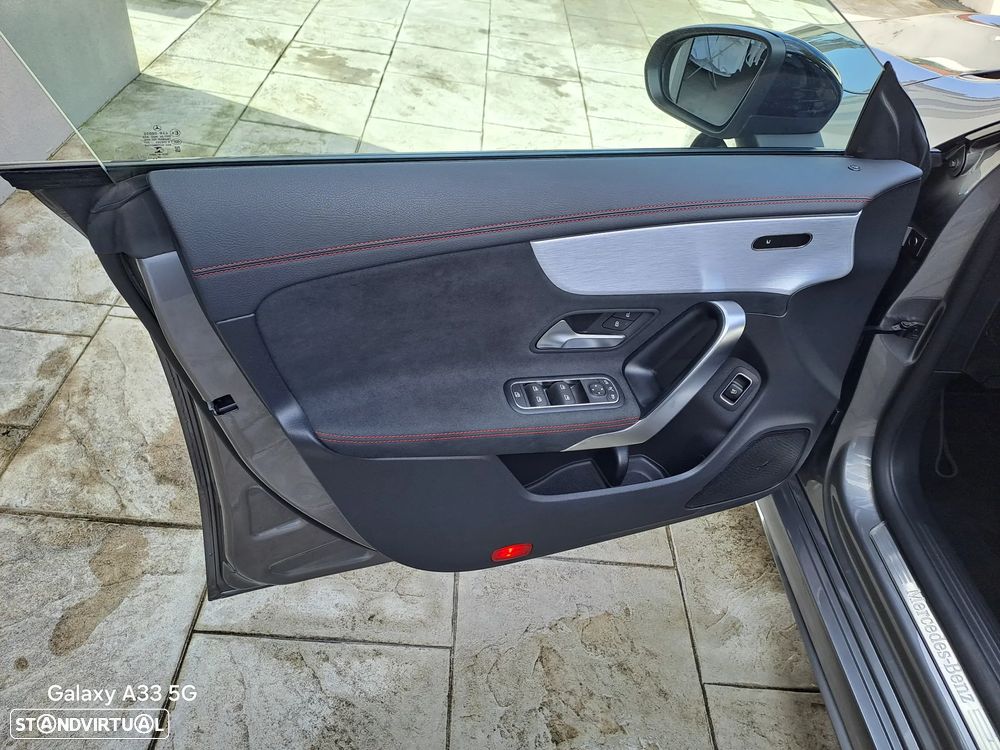 Mercedes-Benz CLA 200 d Shooting Brake AMG Line Aut. - 9