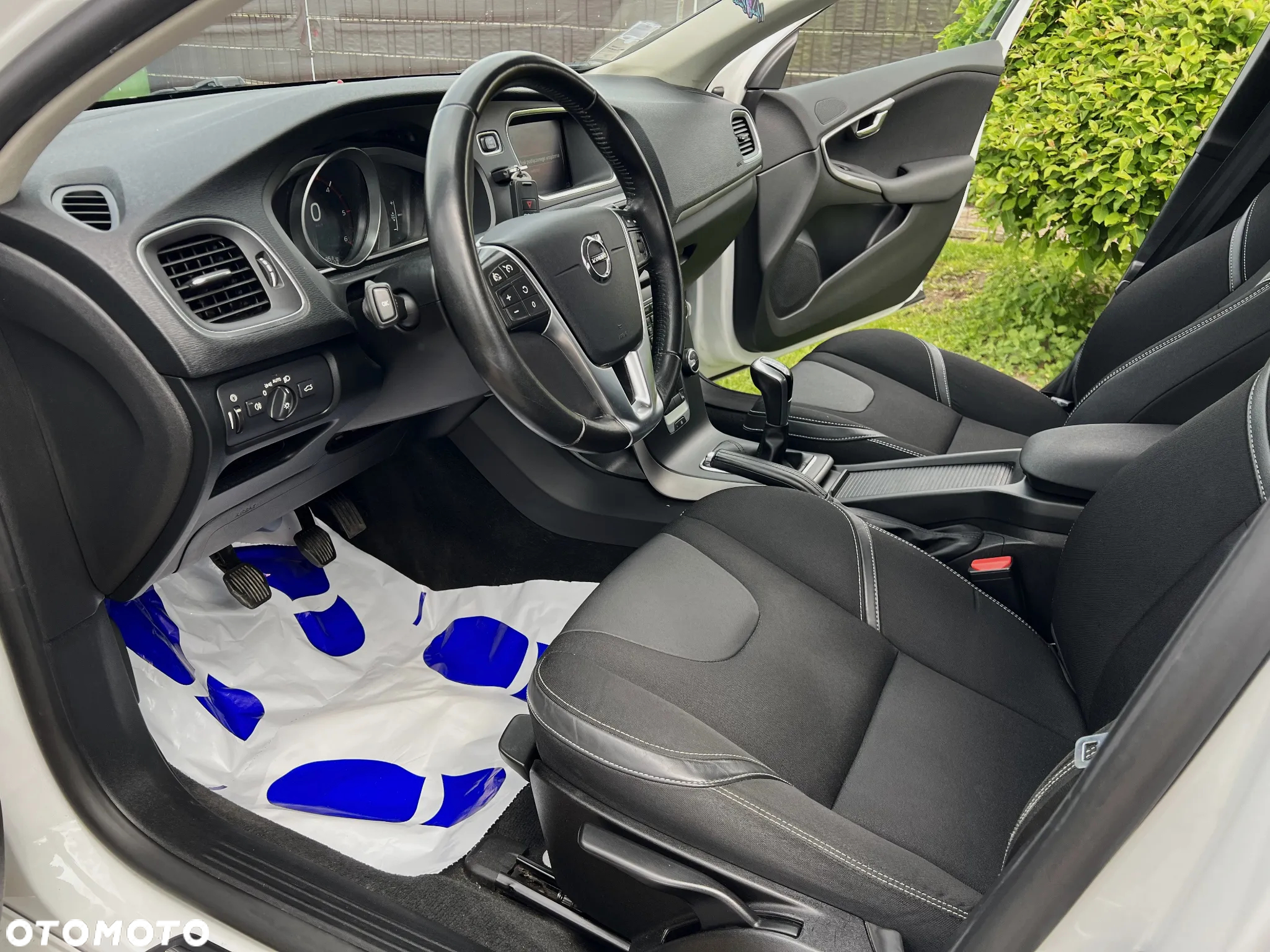 Volvo V40 D2 Drive-E Momentum - 31