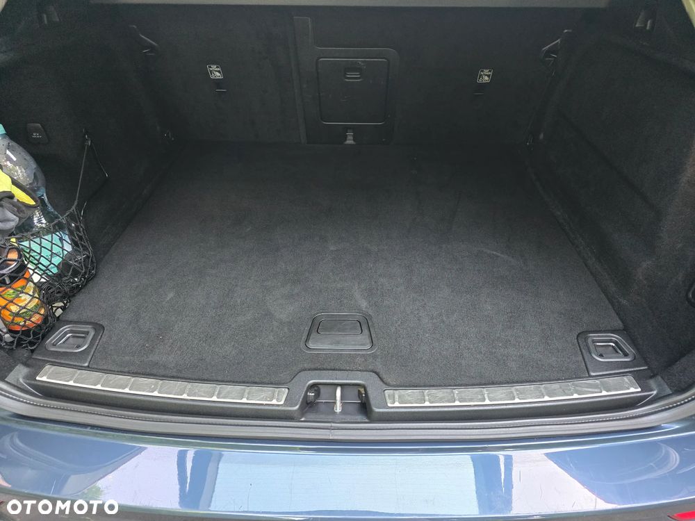 Volvo XC 60 D4 Momentum Pro - 25