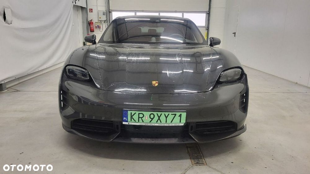 Porsche Taycan - 2