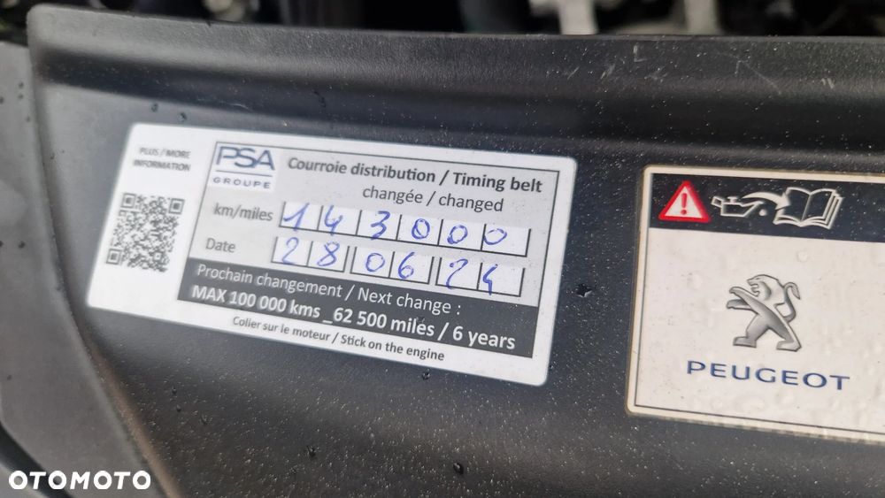 Peugeot 208 1.2 PureTech Active - 25