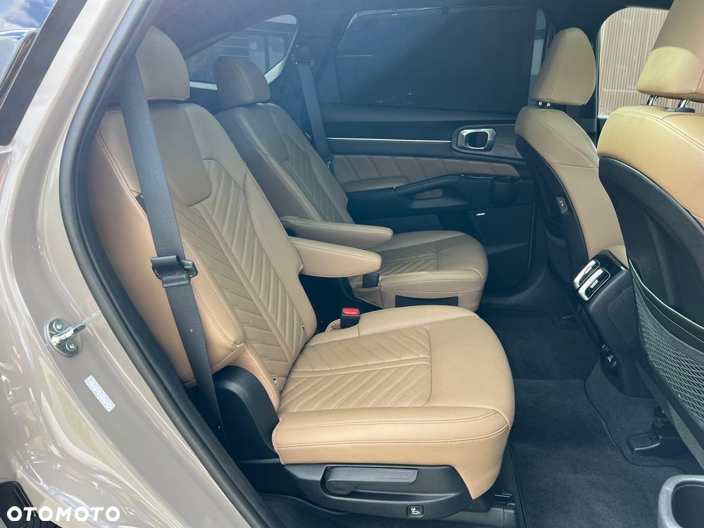 Kia Sorento - 15