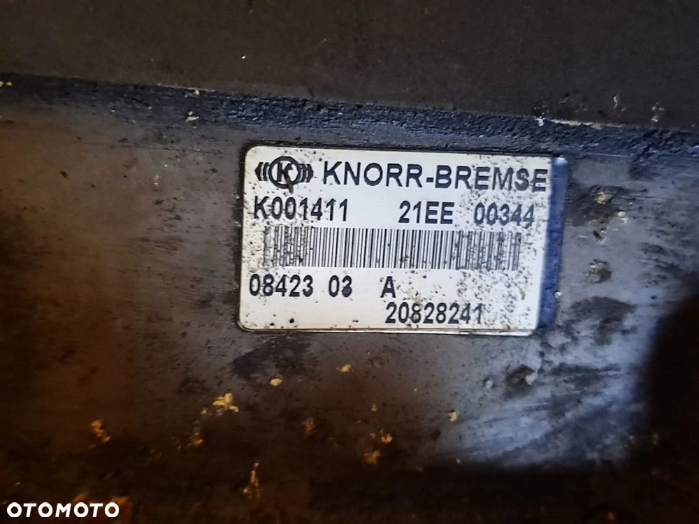 20828241 KNORR K001411 ZAWOR MODULATOR EBS TYŁ RENAULT DXI VOLVO FH FM - 2