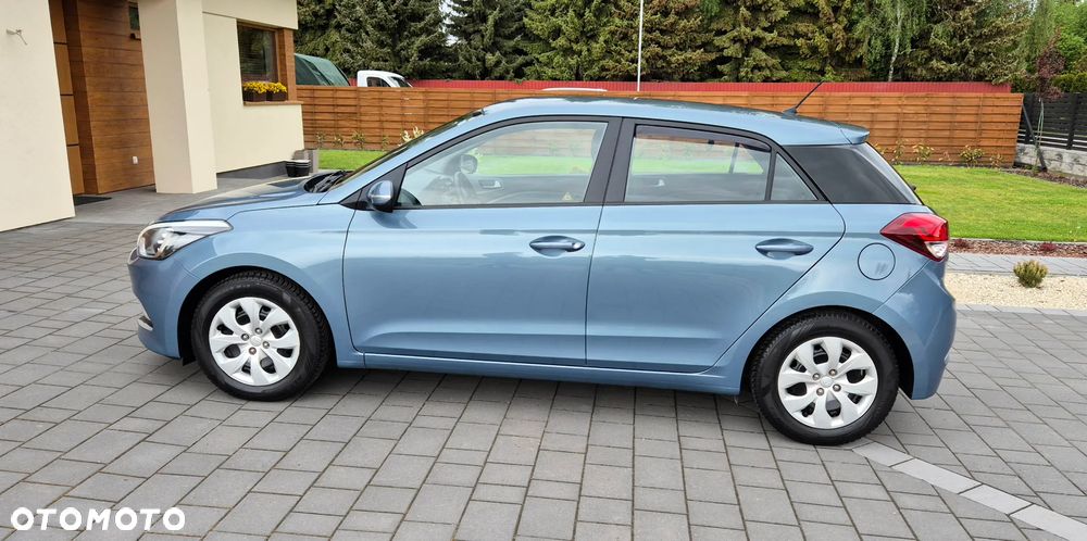 Hyundai i20 1.2 BlueDrive Comfort - 11