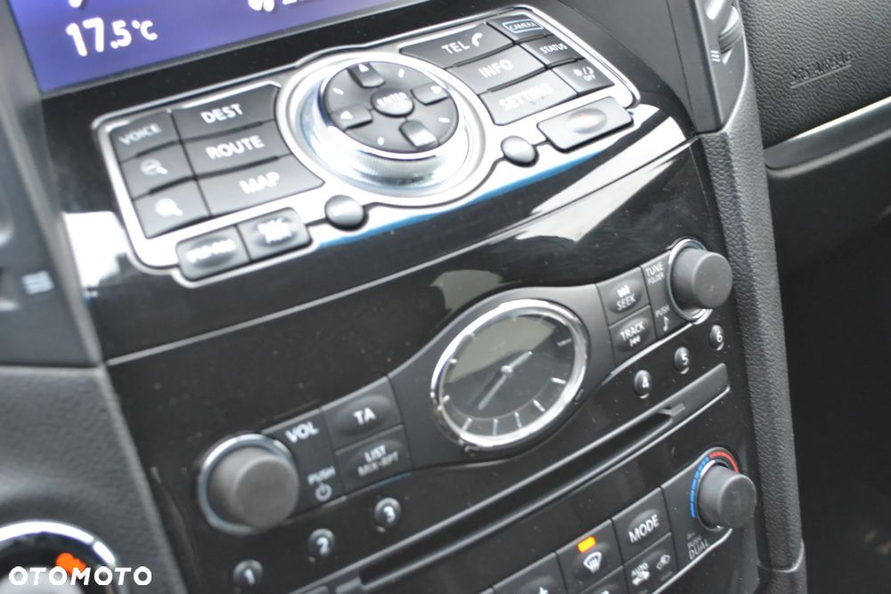 Infiniti FX FX30d AWD GT Premium - 29