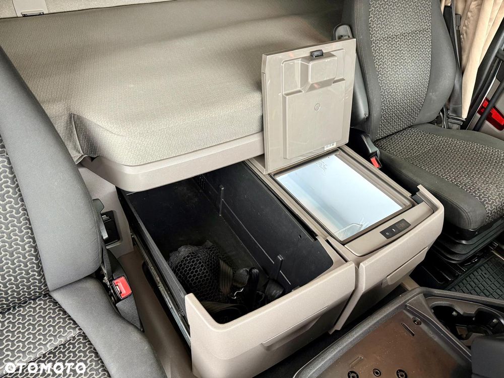 Scania R 450 chłodnia // 22 Epal // Świeżo z Niemiec! // sypialka // winda DHOLLANDIA // kühlkoffer, refrigerated box, fridge - 29