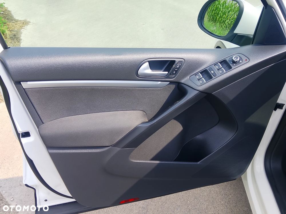 Volkswagen Tiguan - 20