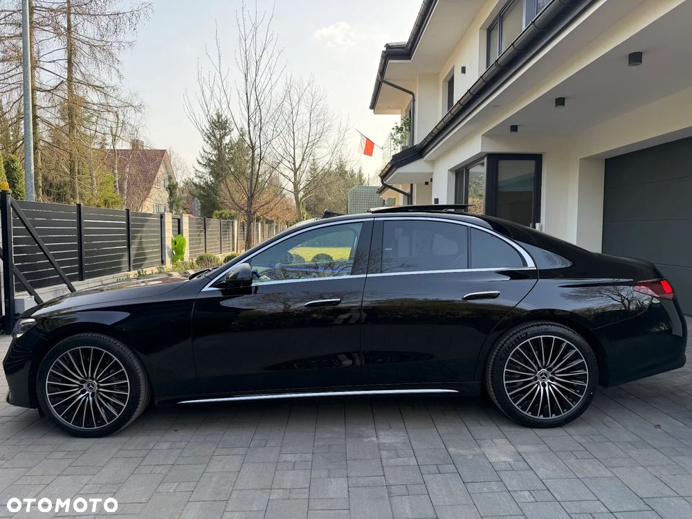 Mercedes-Benz Klasa E 220 d 4-Matic Exclusive - 3