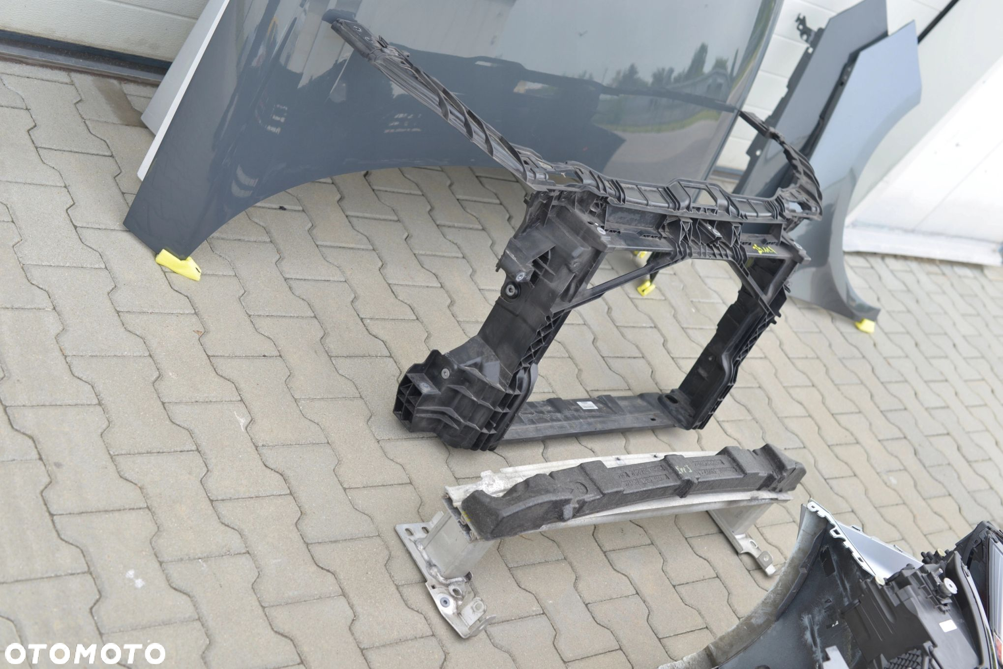 MASKA ZDERZAK GRILL BŁOTNIK LAMPA H7 XENON FULL LED PAS BELKA AUDI A1 8X0 - 16