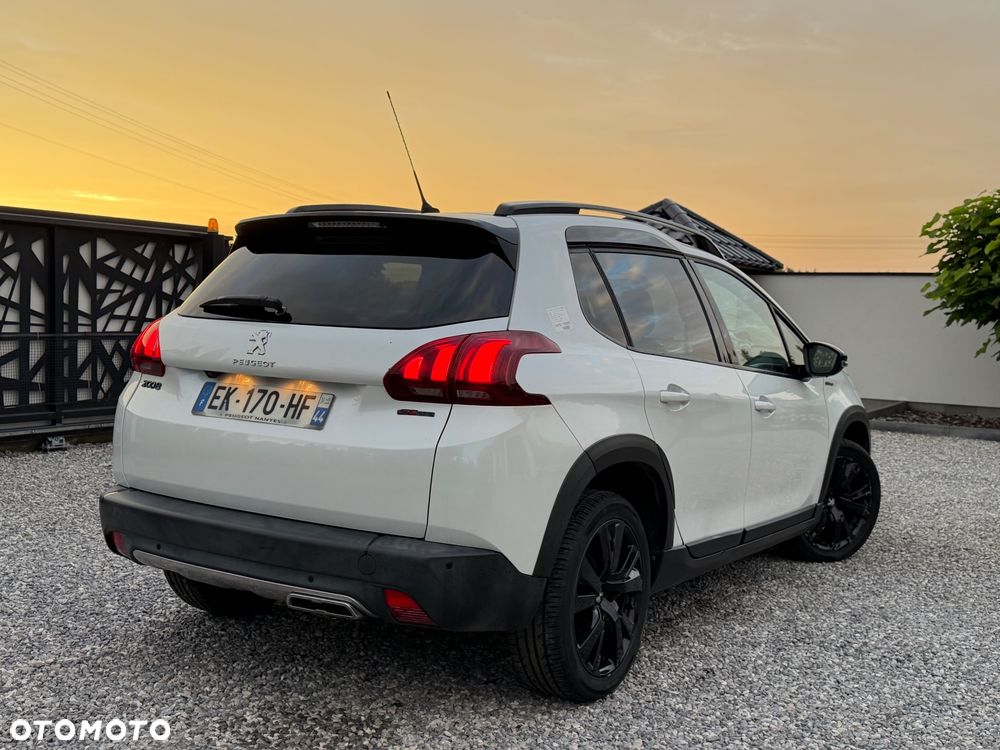 Peugeot 2008 PureTech 110 Stop&Start EAT6 GT-Line Edition - 3