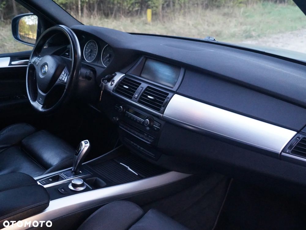 BMW X5 3.0sd - 12