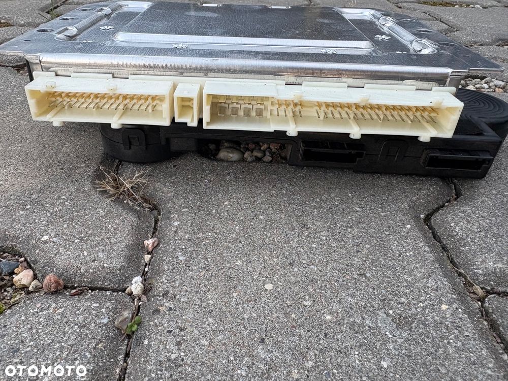 Sterownik zawieszenia, pneumatyki Panamera 970 - 3