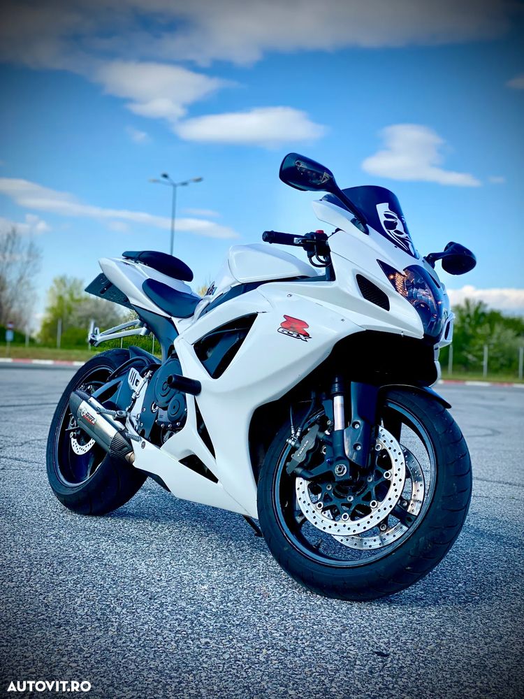 Suzuki GSX-R 750 - 1