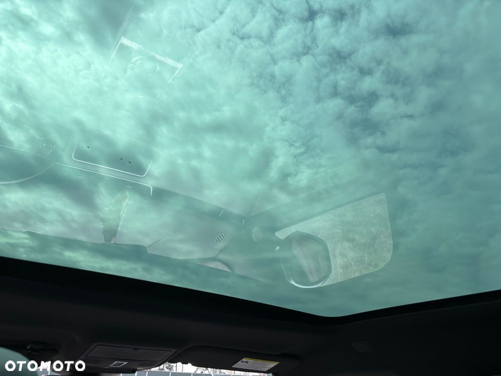 Land Rover Range Rover Evoque - 25