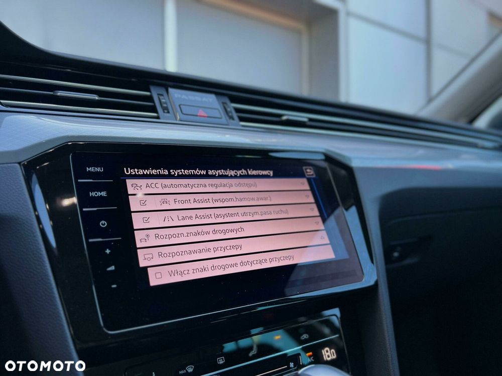 Volkswagen Passat 1.5 TSI EVO Business DSG - 34