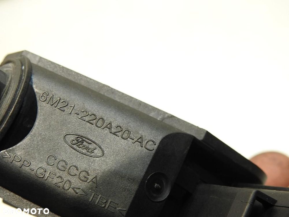 SIŁOWNIK KLAPKI WLEWU PALIWA FORD GALAXY MK2 2.0B 6M21-220A20-AC - 6