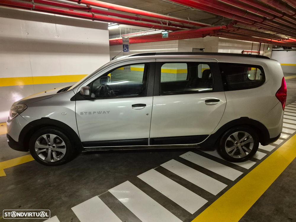 Dacia Lodgy 1.5 dCi Stepway 7L - 3