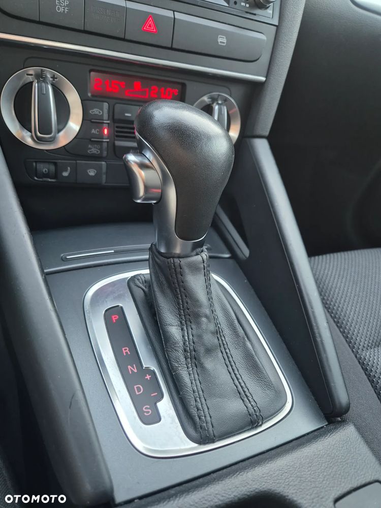 Audi A3 Sportback 1.4 TFSI Ambition S tronic - 6